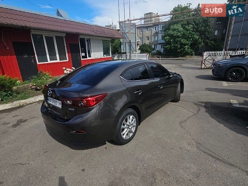 Седан Mazda 3 2015 в Харькове