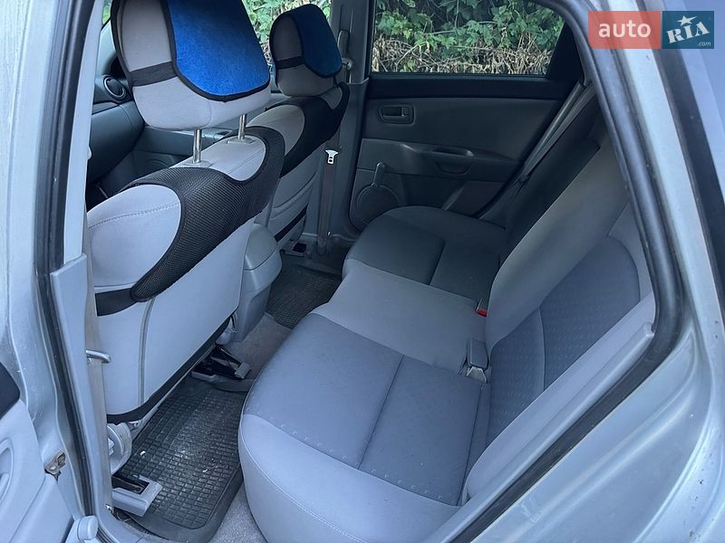 Хэтчбек Mazda 3 2006 в Киеве