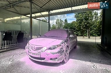 Седан Mazda 3 2005 в Луцке