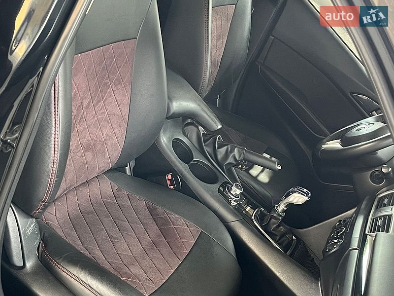 Седан Mazda 3 2015 в Одессе