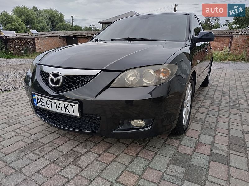 Седан Mazda 3 2007 в Тростянце