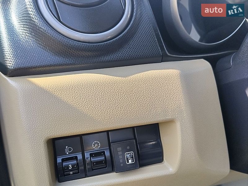 Седан Mazda 3 2007 в Тростянце