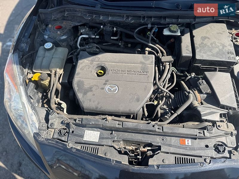 Седан Mazda 3 2012 в Киеве