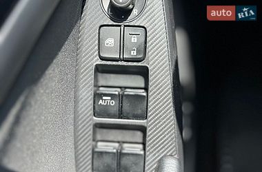 Хэтчбек Mazda 3 2015 в Ивано-Франковске