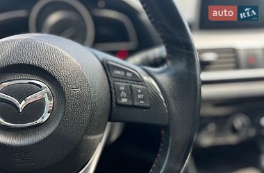 Хэтчбек Mazda 3 2015 в Ивано-Франковске