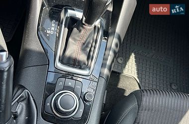 Хэтчбек Mazda 3 2015 в Ивано-Франковске