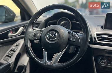 Хэтчбек Mazda 3 2015 в Ивано-Франковске