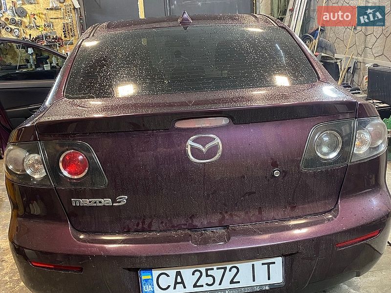 Седан Mazda 3 2007 в Ірпені