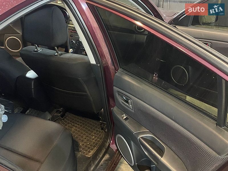 Седан Mazda 3 2007 в Ірпені
