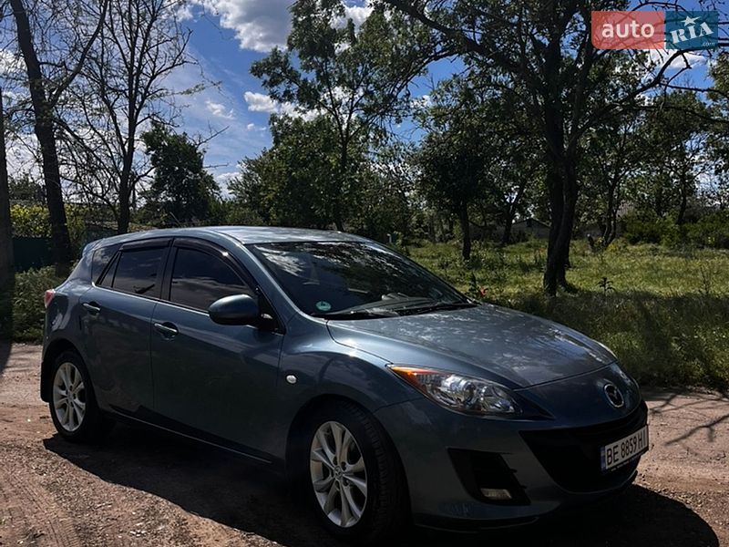 Хэтчбек Mazda 3 2009 в Веселинове фото 2 Хэтчбек Mazda 3 2009 в Веселинове