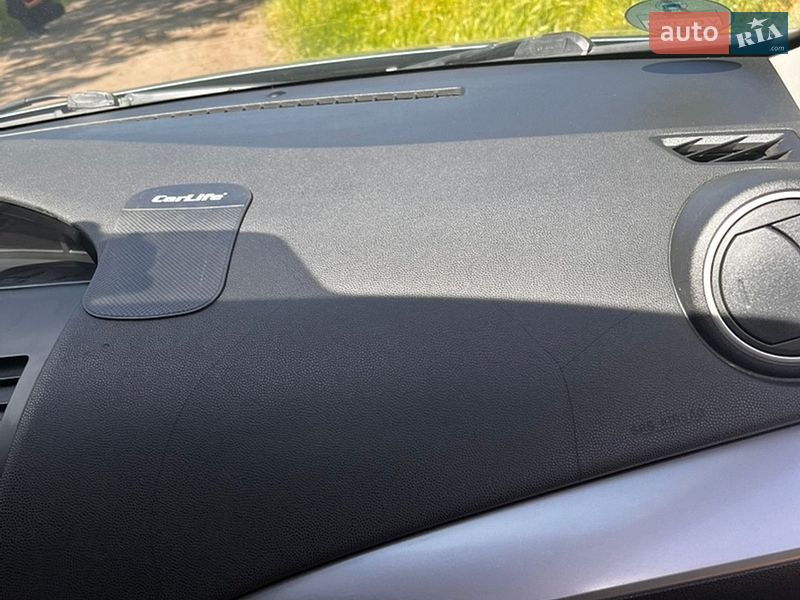 Хэтчбек Mazda 3 2009 в Веселинове фото 18 Хэтчбек Mazda 3 2009 в Веселинове