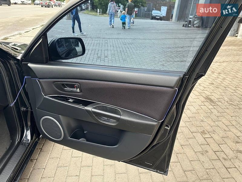 Седан Mazda 3 2008 в Києві
