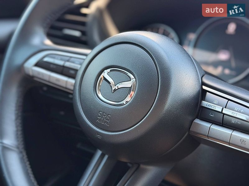 Седан Mazda 3 2019 в Кривому Розі