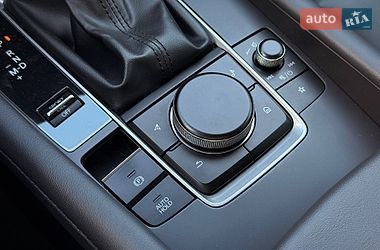 Седан Mazda 3 2019 в Кривому Розі