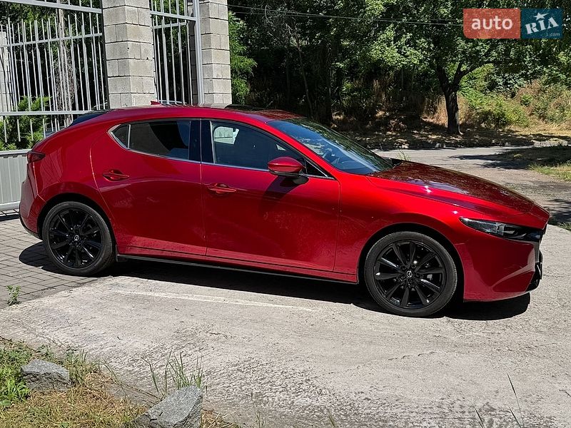 Хетчбек Mazda 3 2021 в Запоріжжі