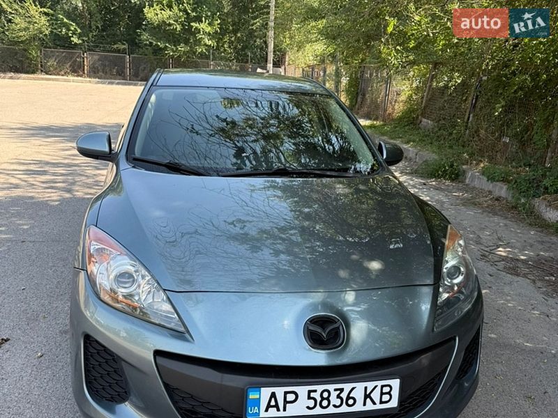 Седан Mazda 3 2012 в Запоріжжі
