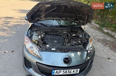 Седан Mazda 3 2012 в Запоріжжі