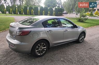 Седан Mazda 3 2013 в Хмельницком