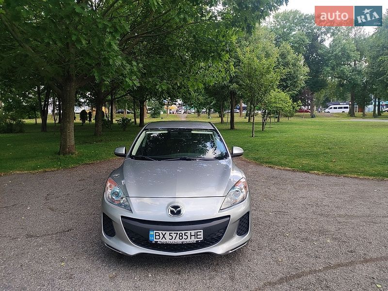 Седан Mazda 3 2013 в Хмельницком