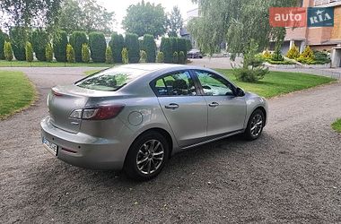 Седан Mazda 3 2013 в Хмельницком