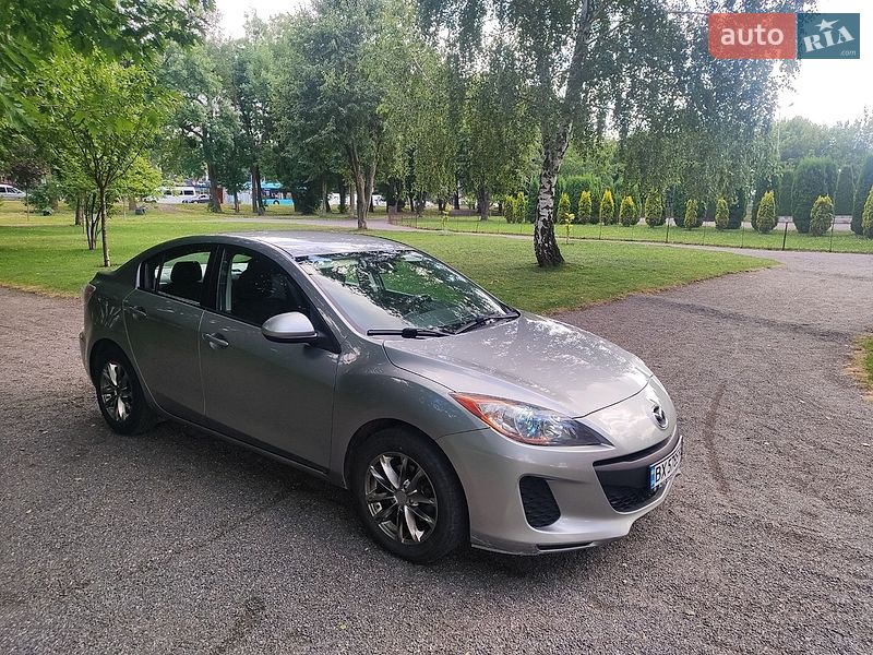 Седан Mazda 3 2013 в Хмельницком