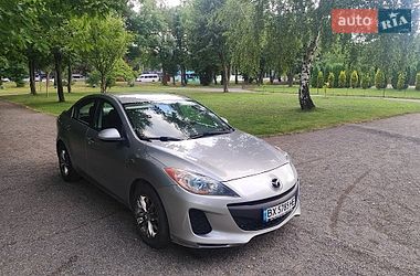 Седан Mazda 3 2013 в Хмельницком