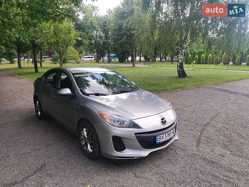 Седан Mazda 3 2013 в Хмельницком