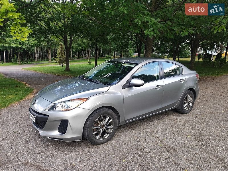 Седан Mazda 3 2013 в Хмельницком