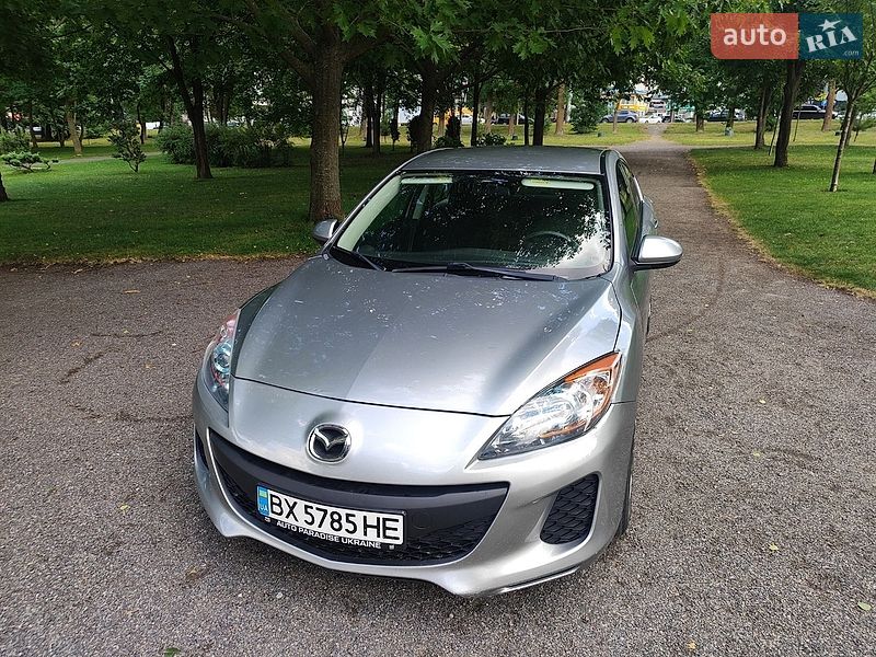 Седан Mazda 3 2013 в Хмельницком