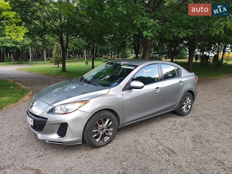 Седан Mazda 3 2013 в Хмельницком