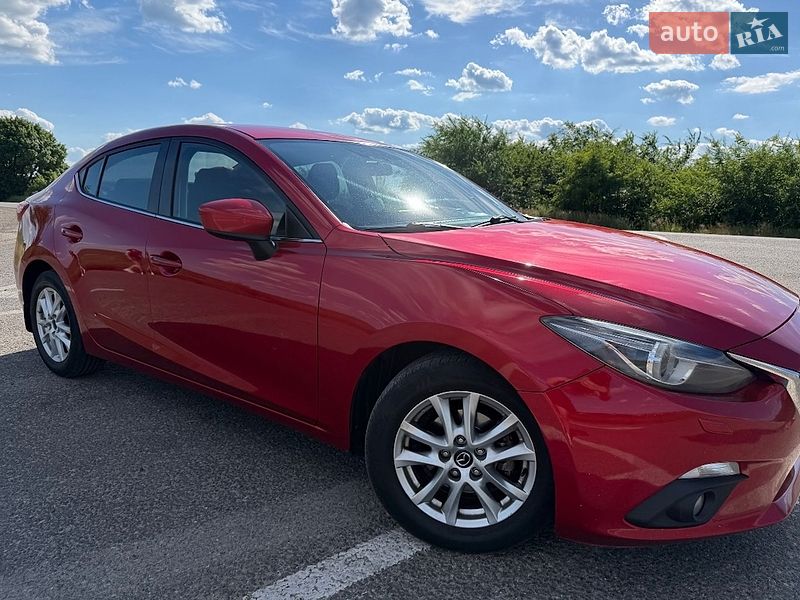 Седан Mazda 3 2013 в Черкассах