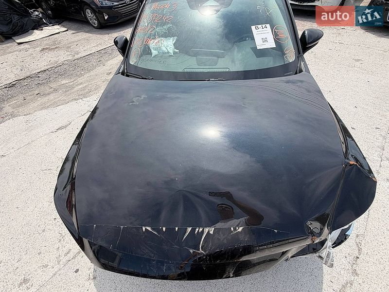 Седан Mazda 3 2024 в Киеве
