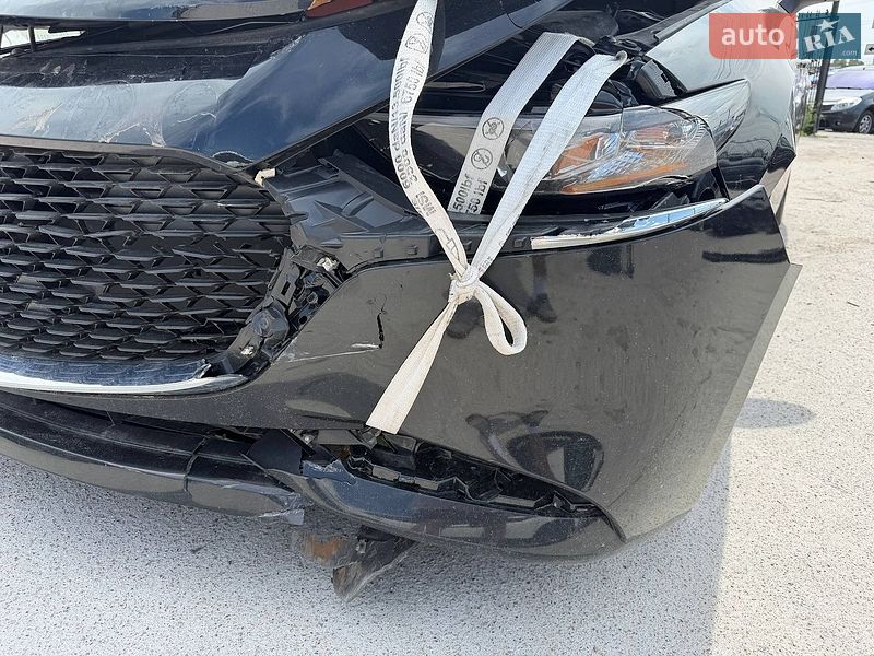 Седан Mazda 3 2024 в Киеве
