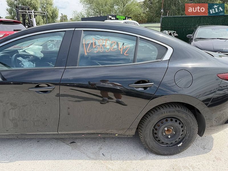 Седан Mazda 3 2024 в Киеве