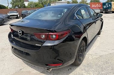 Седан Mazda 3 2024 в Киеве
