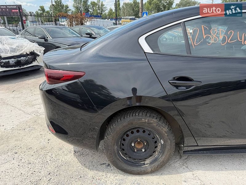 Седан Mazda 3 2024 в Киеве