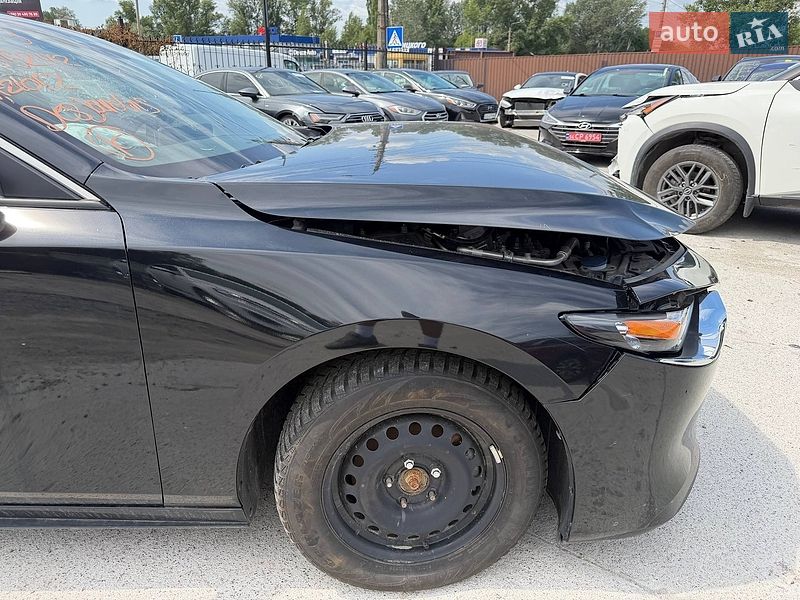 Седан Mazda 3 2024 в Киеве