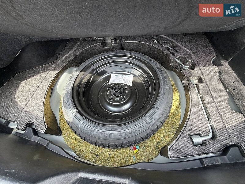 Седан Mazda 3 2024 в Киеве