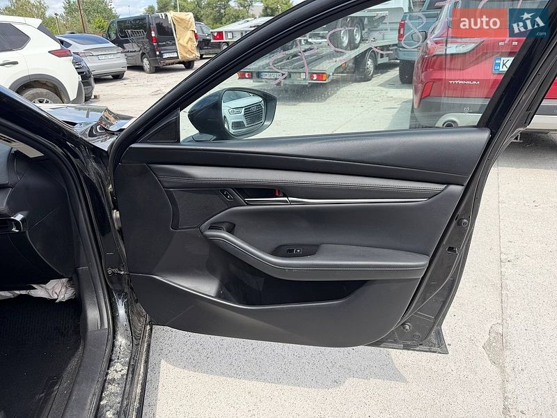 Седан Mazda 3 2024 в Києві