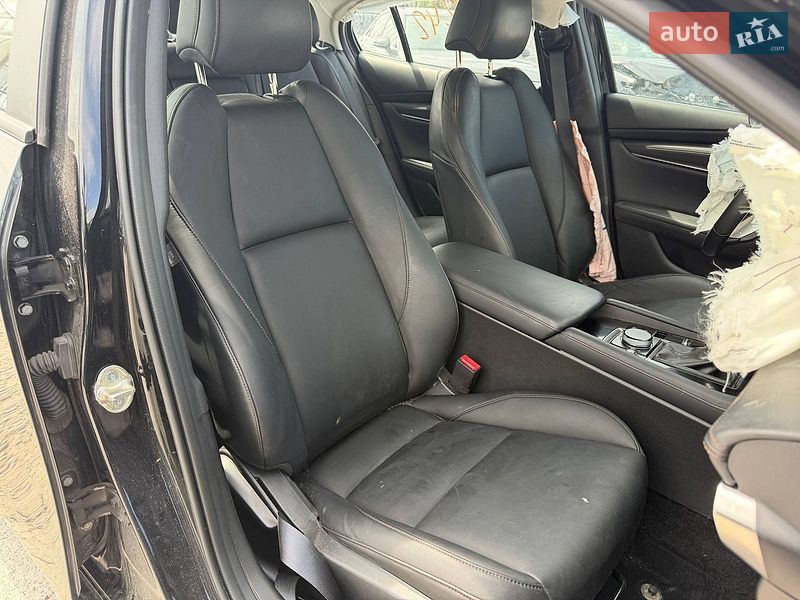 Седан Mazda 3 2024 в Киеве