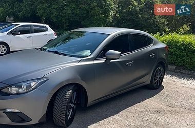 Седан Mazda 3 2016 в Івано-Франківську