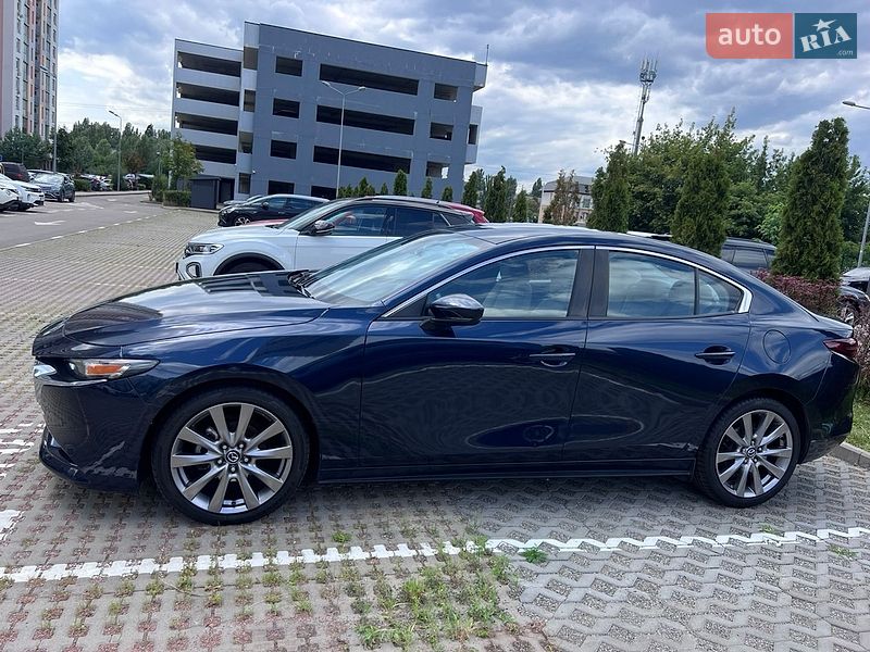 Седан Mazda 3 2018 в Києві