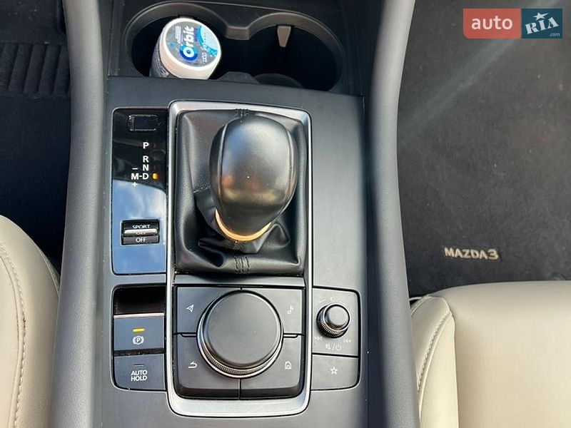 Седан Mazda 3 2019 в Львові