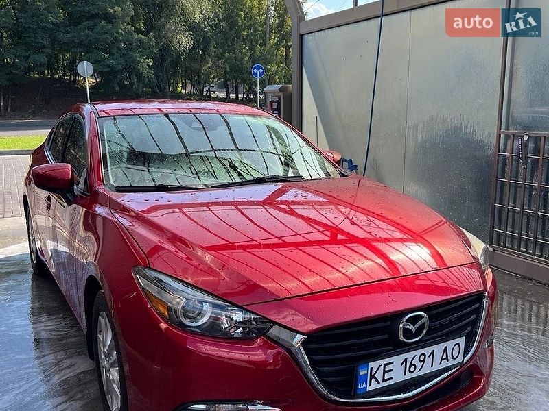Седан Mazda 3 2017 в Дніпрі