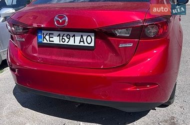 Седан Mazda 3 2017 в Дніпрі