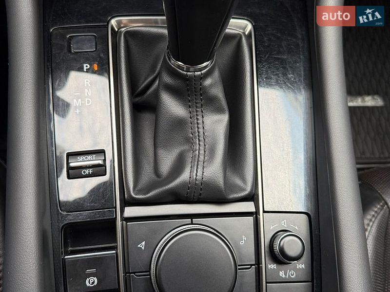 Седан Mazda 3 2020 в Киеве фото 22 Седан Mazda 3 2020 в Киеве