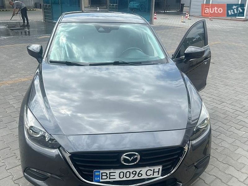 Хетчбек Mazda 3 2016 в Миколаєві