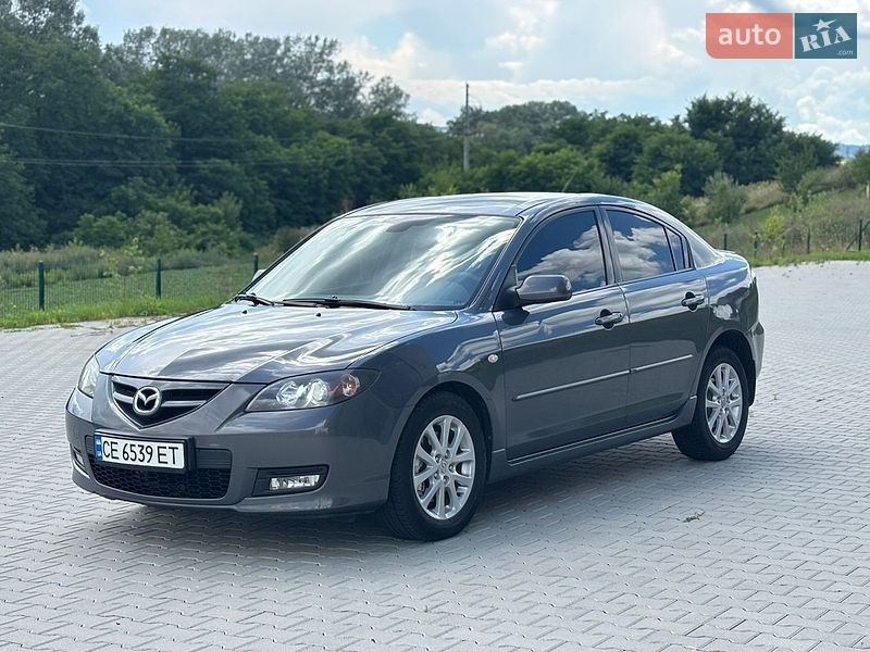 Седан Mazda 3 2008 в Черновцах