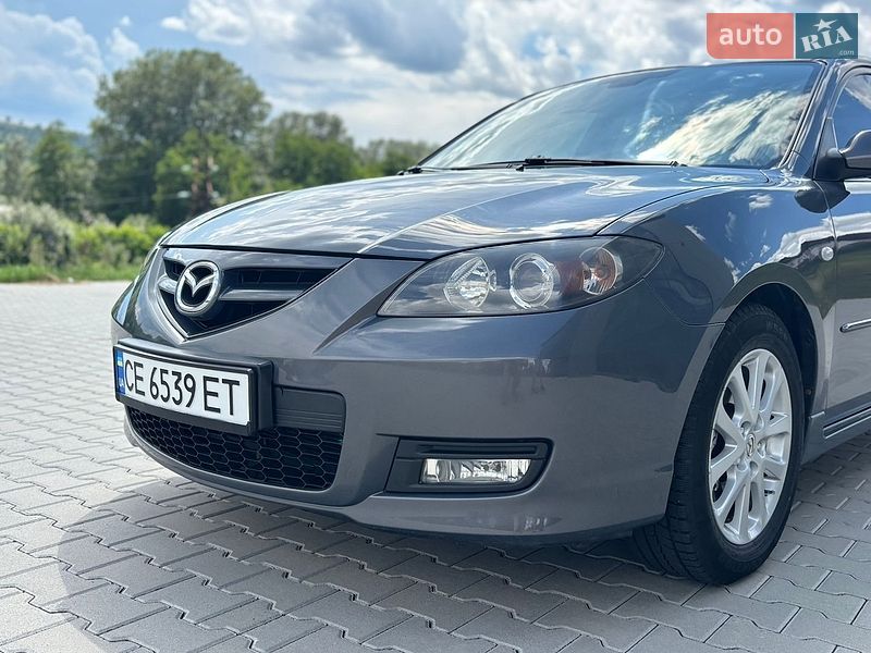 Седан Mazda 3 2008 в Черновцах