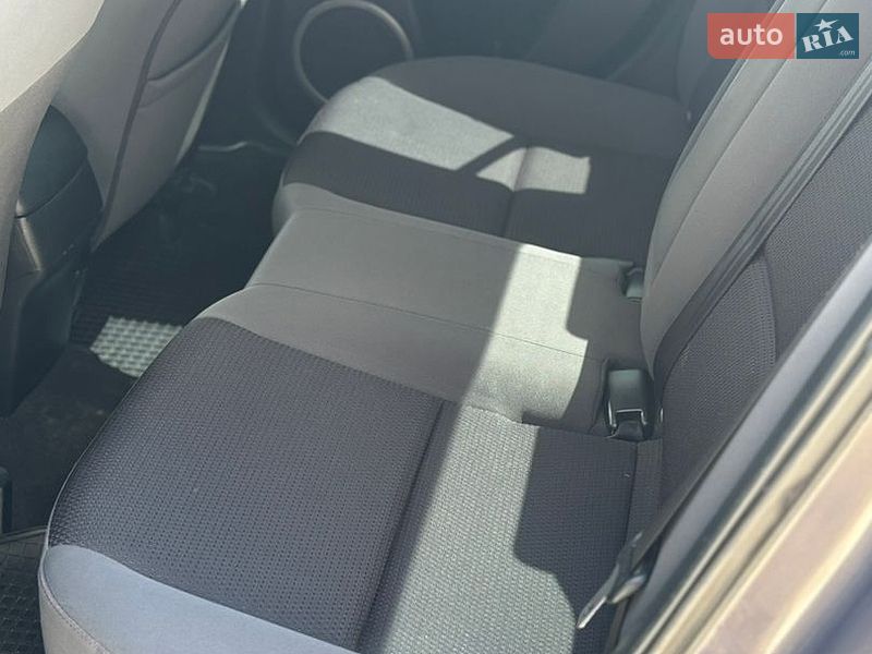 Седан Mazda 3 2008 в Черновцах